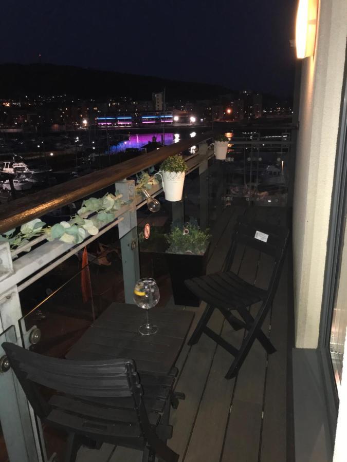 Swansea Bay, Marina & Arena View Mins To Beach & City Bagian luar foto
